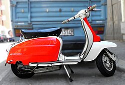 Motoneta Lambretta clásica