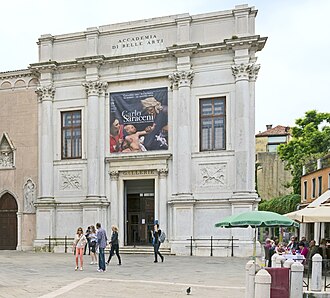 Fachada de la Galería de la Academia de Venecia