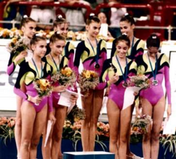 Marta Baldó en el podio de la general del Mundial de París en 1994
