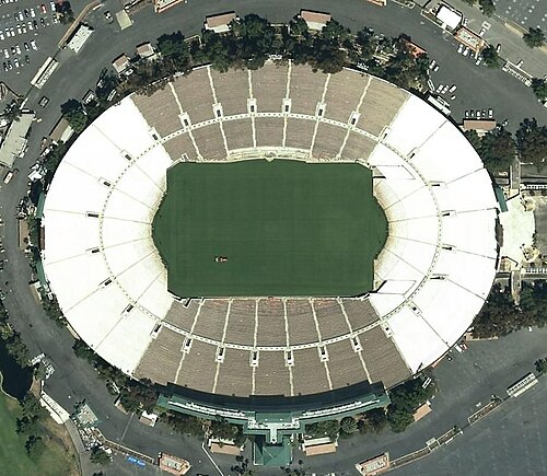 Perspectiva aérea del Estadio Rose Bowl