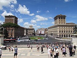 Vista general de la Piazza Venezia desde el Vittoriano