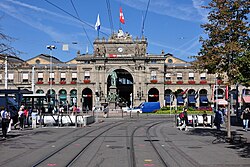 Exterior de la estación desde la Bahnhofstrasse