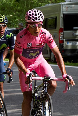 Pelotón del Giro de Italia 2014 durante una etapa