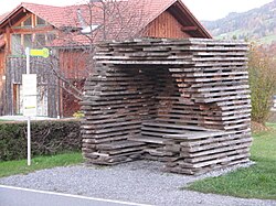 Parada de autobús artística en Krumbach