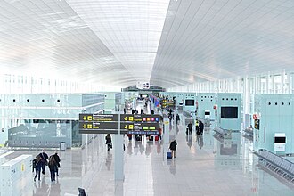 Interior de la T1 del Aeropuerto de Barcelona-El Prat
