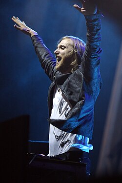 David Guetta presentándose en vivo en Creamfields, Sídney, Australia
