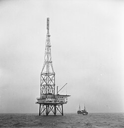 Emisora de radio ilegal Isla REM desmantelada en 1964