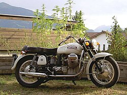 Moto Guzzi V7 750 Speciale