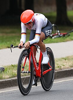 Trixi Worrack compitiendo en la contrarreloj de los Juegos Olímpicos de Londres 2012
