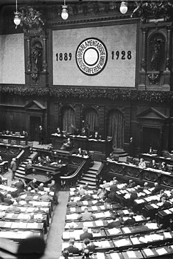 Fotografía histórica de la 28ª Asamblea General de la UIP en el Reichstag de Berlín en 1928