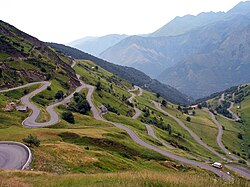 Paisaje montañoso en los Pirineos