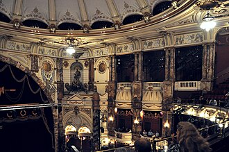 Vista interior del London Coliseum en 2011