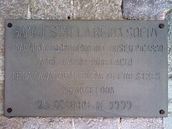 Placa conmemorativa de la ampliación del museo en 1999