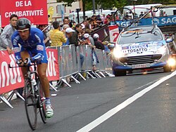 Matteo Tosatto compitiendo durante el Tour de Francia 2007