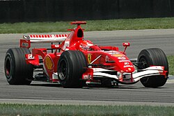 Monoplaza de la Scuderia Ferrari en competición