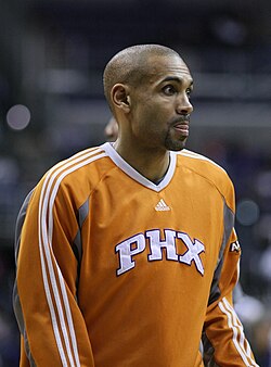 Grant Hill en un partido con los Phoenix Suns