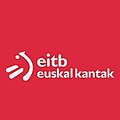 Cabina de radio y equipos técnicos de emisión sonora