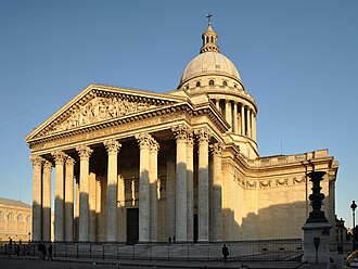 Fachada principal y cúpula del Panteón de París