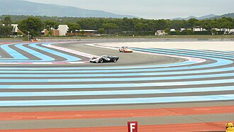 Vehículos clásicos en el circuito
