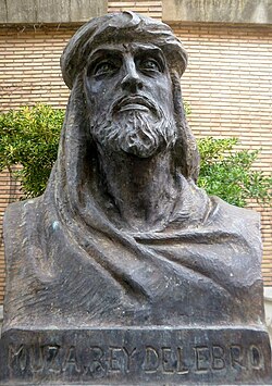 Busto en honor a Musa ibn Musa en Tudela