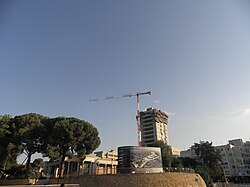 Plaza Eleftheria y los muros venecianos en Nicosia