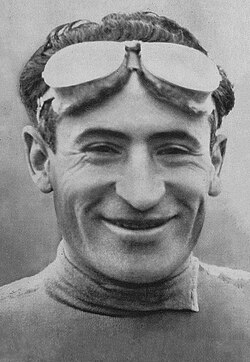 Retrato fotográfico de Domenico Piemontesi fechado en el año 1937.