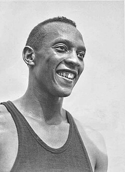 Jesse Owens en los Juegos Olímpicos de Berlín 1936.
