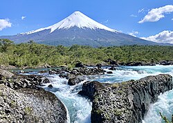 Saltos de Petrohué en el Parque Nacional Vicente Pérez Rosales