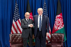 Donald Trump y el presidente afgano Ashraf Ghani en octubre de. 2017.