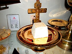 Preparación de objetos litúrgicos para la Divina Liturgia
