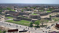 Fortaleza reformada en Peshawar