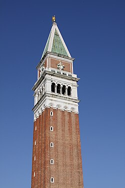 El Campanile de San Marcos en Venecia