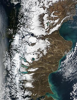 Vista satelital de la Patagonia en invierno