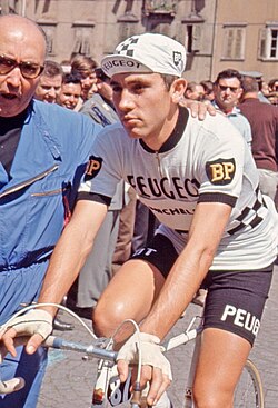 Eddy Merckx antes de una etapa