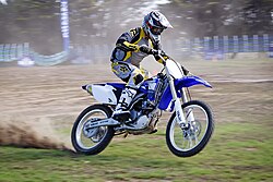 Yamaha YZF-450 cc en circuito