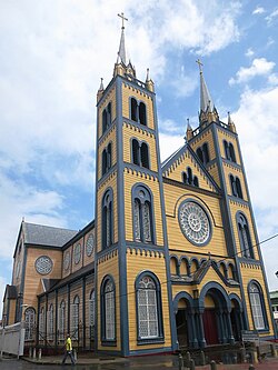 Catedral de San Pedro y San Pablo en Paramaribo