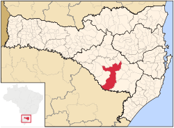 Gráfica demográfica y estadística de Lages