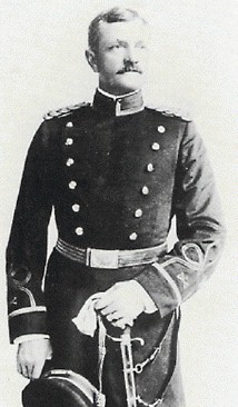Capitán John J. Pershing c. 1902