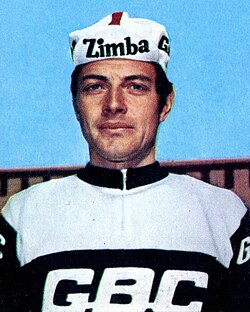 Retrato del ciclista suizo Rolf Maurer