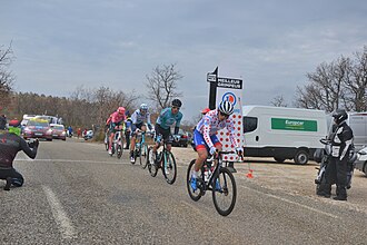 Ciclistas en la París-Niza 2022