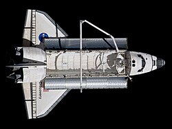 El transbordador espacial Discovery en órbita