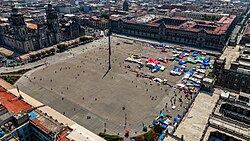 Edificios institucionales en el Zócalo de la Ciudad de México