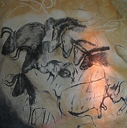 Réplica de pinturas rupestres de la cueva de Chauvet
