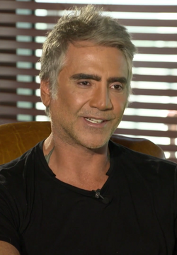 Retrato de Alejandro Fernández