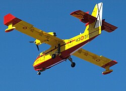 Avión apagafuegos Bombardier 415 operado por el 43 Grupo