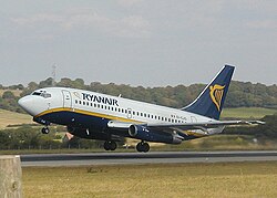 Un Boeing 737-200 de Ryanair en el año 2005