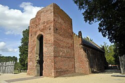 Vista general de las ruinas y el entorno histórico de Jamestown