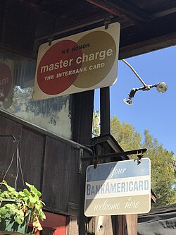 Promoción de tarjetas en California