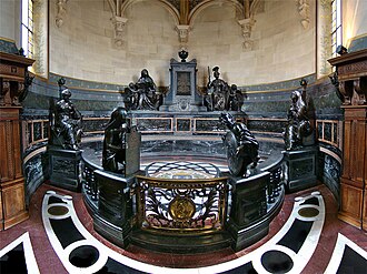 La capilla de los corazones de los Príncipes de Condé