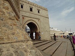 Acceso fortificado Bab El Ucla en la medina